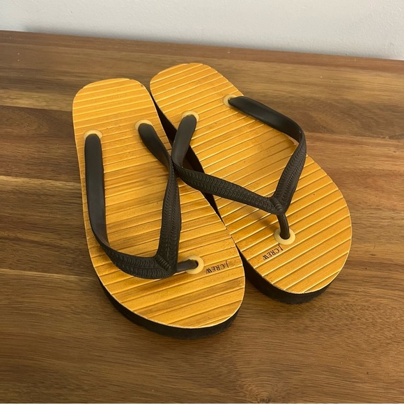 J.Crew Bamboo tan and black flip flops size 9.5 - Picture 1 of 6